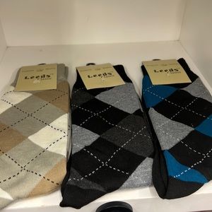 LEEDS CLASSIC SOCKS 3 pairs. Size 10-13, 65% cotton, 25% polyester, 10% spandex